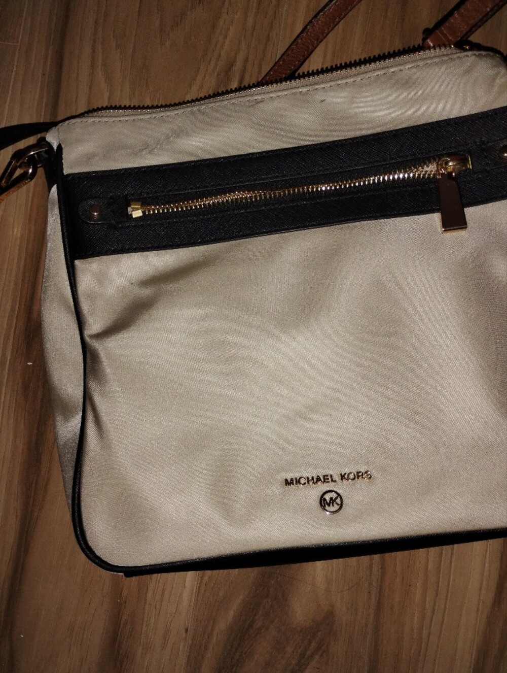 Michael Kors Beige and Black Messenger Crossbody with Gold Hardware
